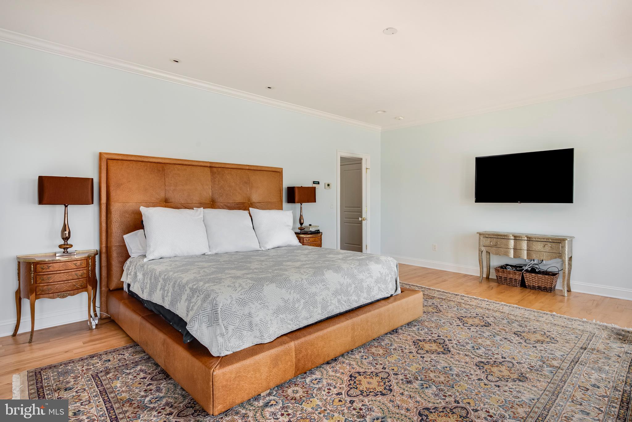 ROUND BAY - Residential