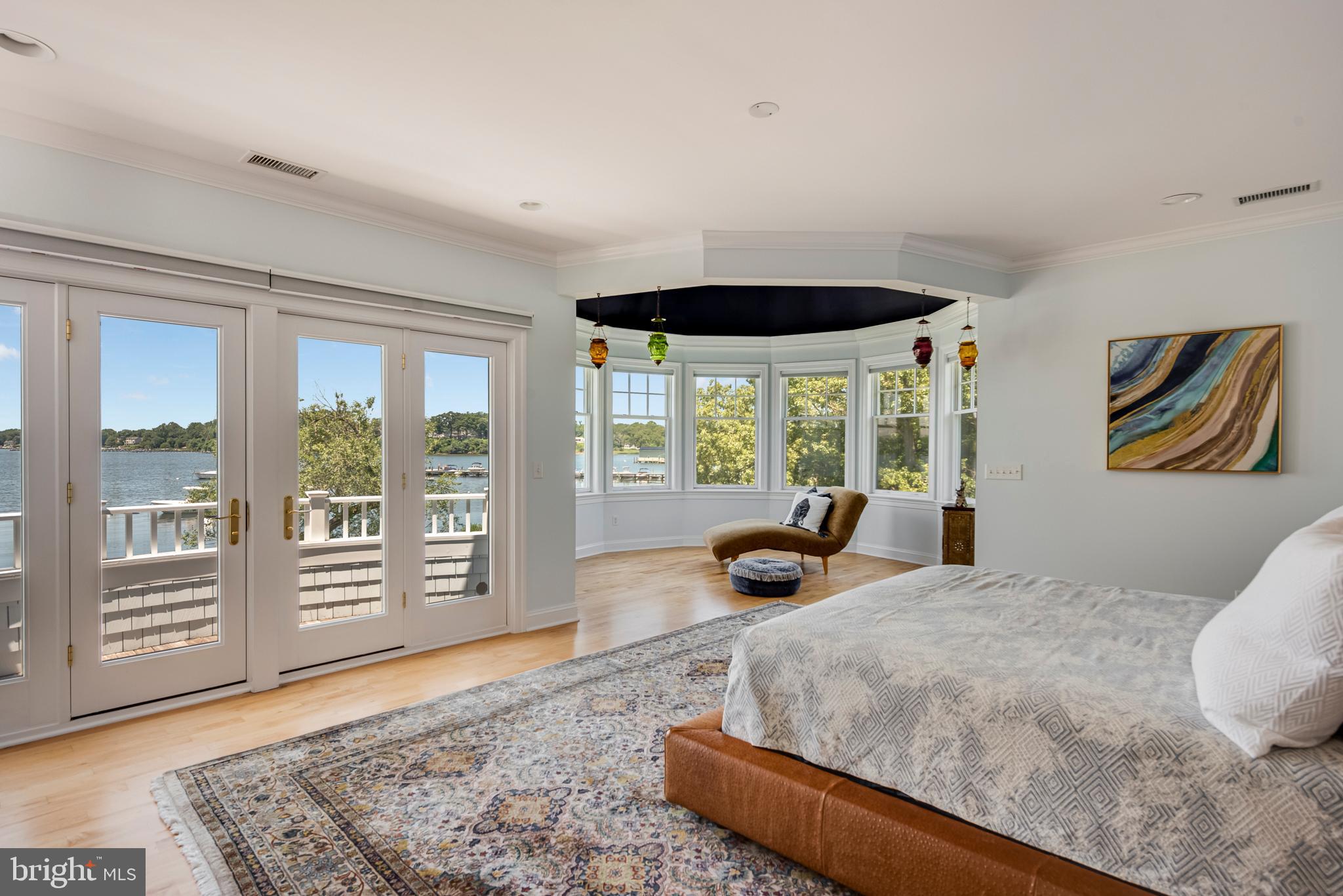 ROUND BAY - Residential