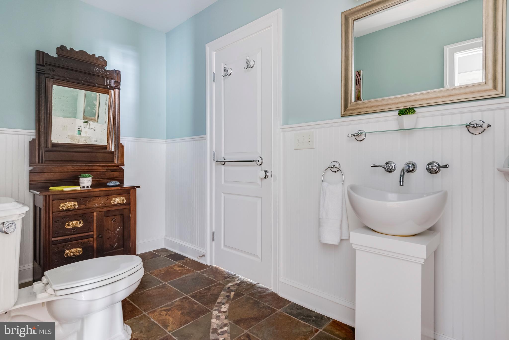 ROUND BAY - Residential