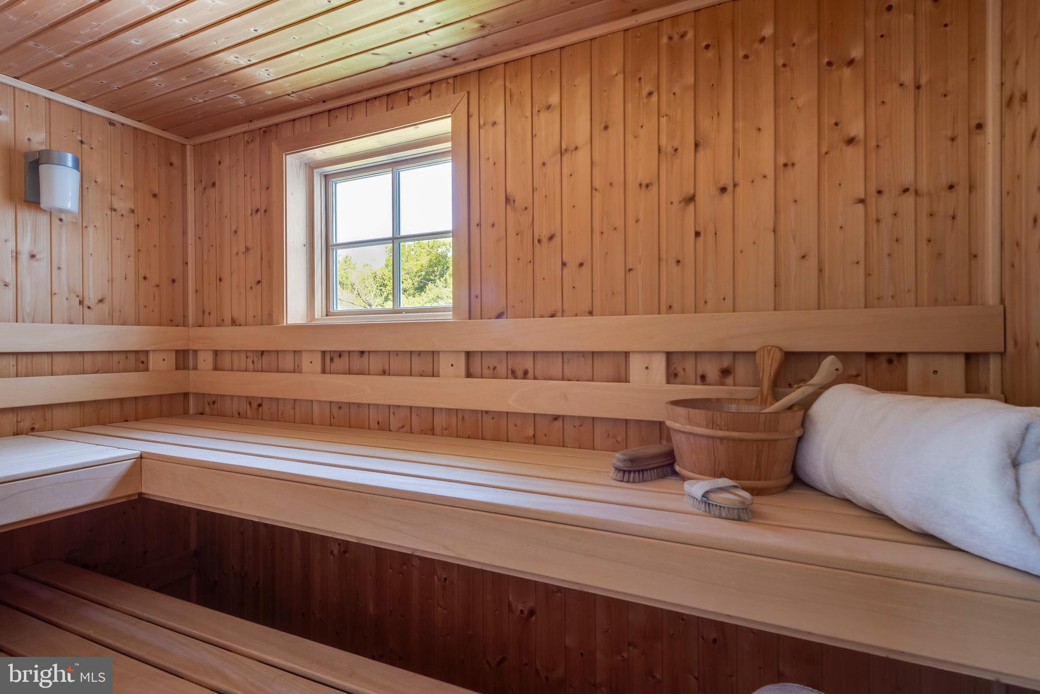 ROUND BAY - Residential