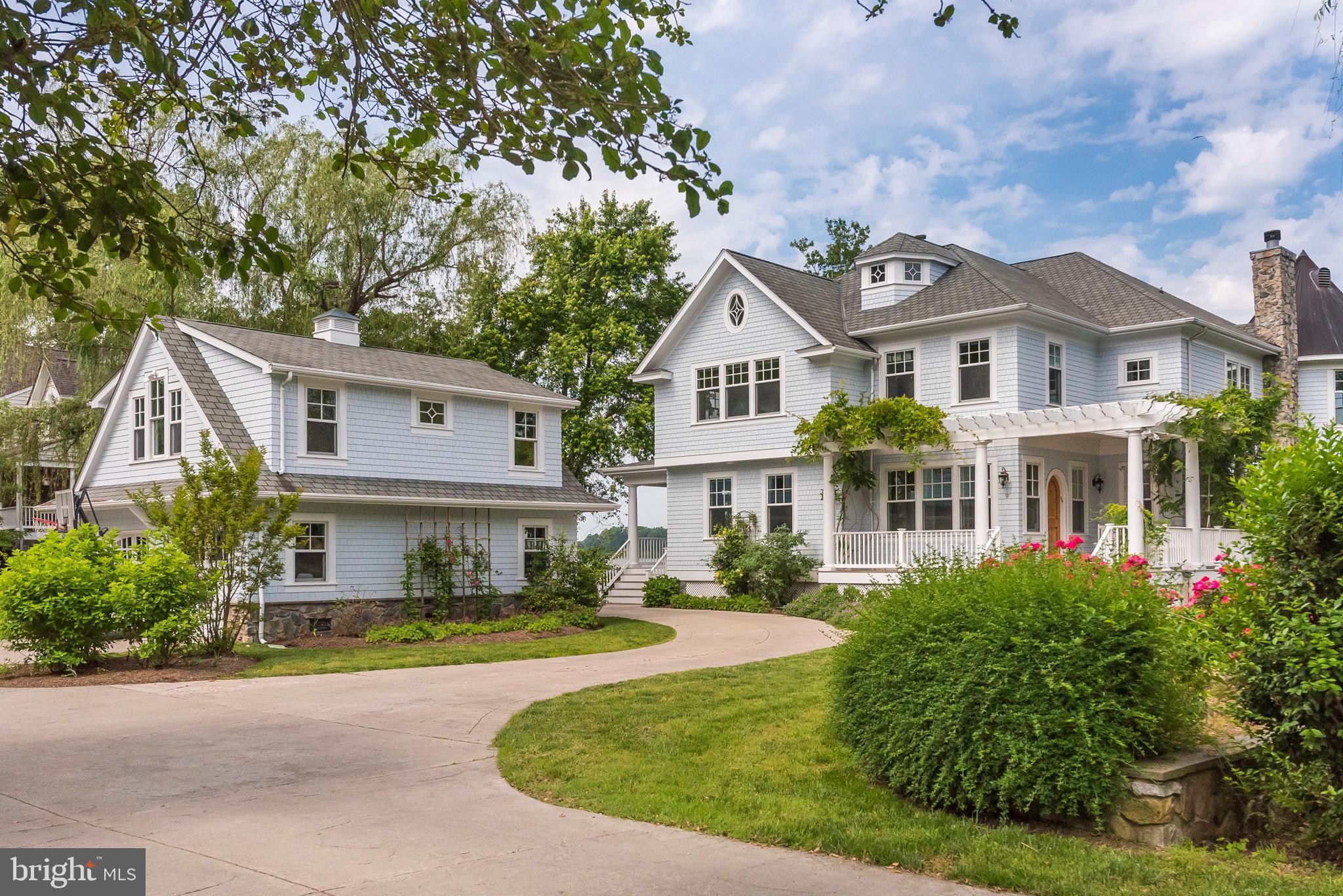 ROUND BAY - Residential