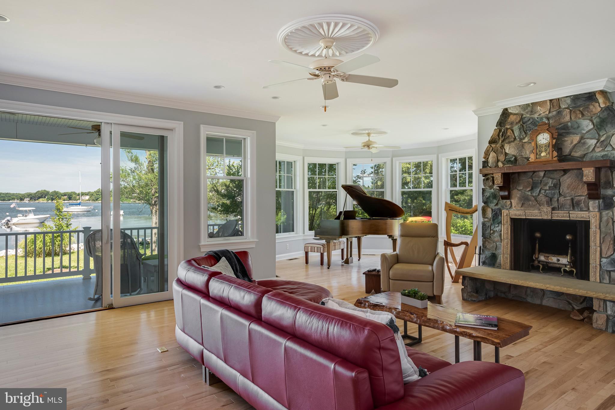 ROUND BAY - Residential