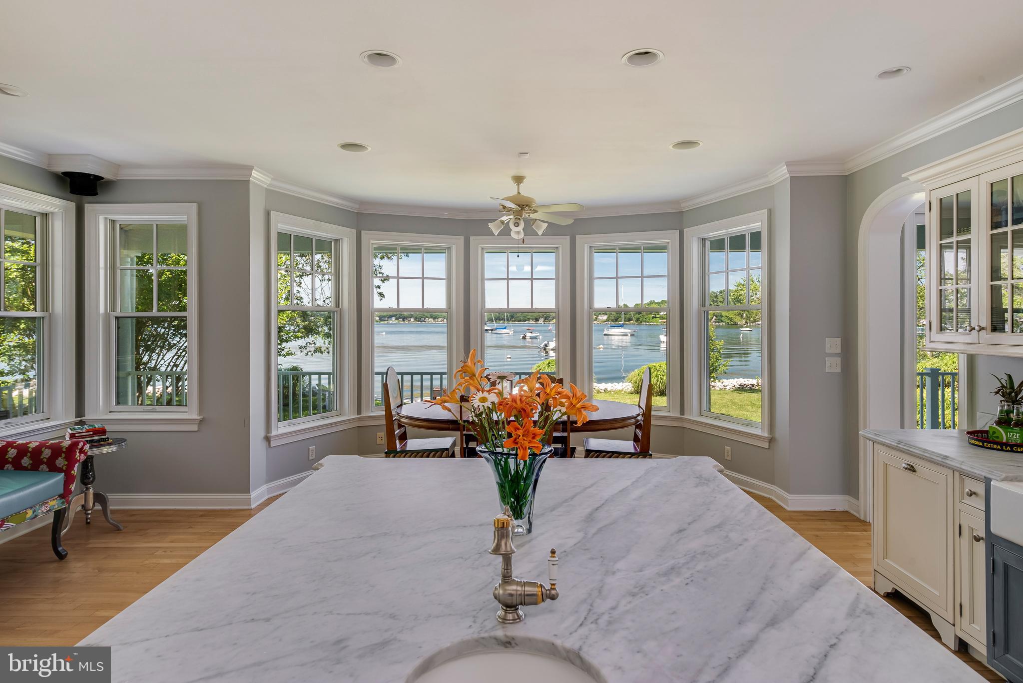 ROUND BAY - Residential