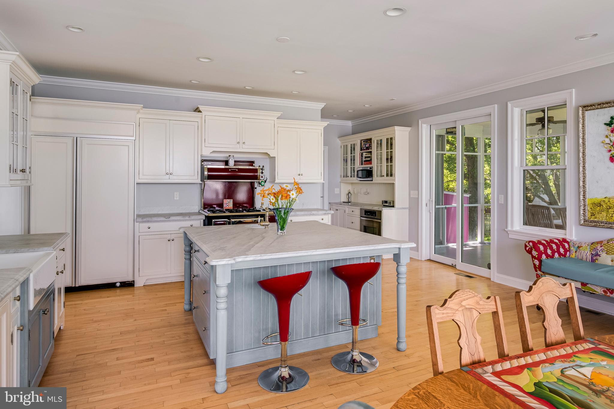 ROUND BAY - Residential