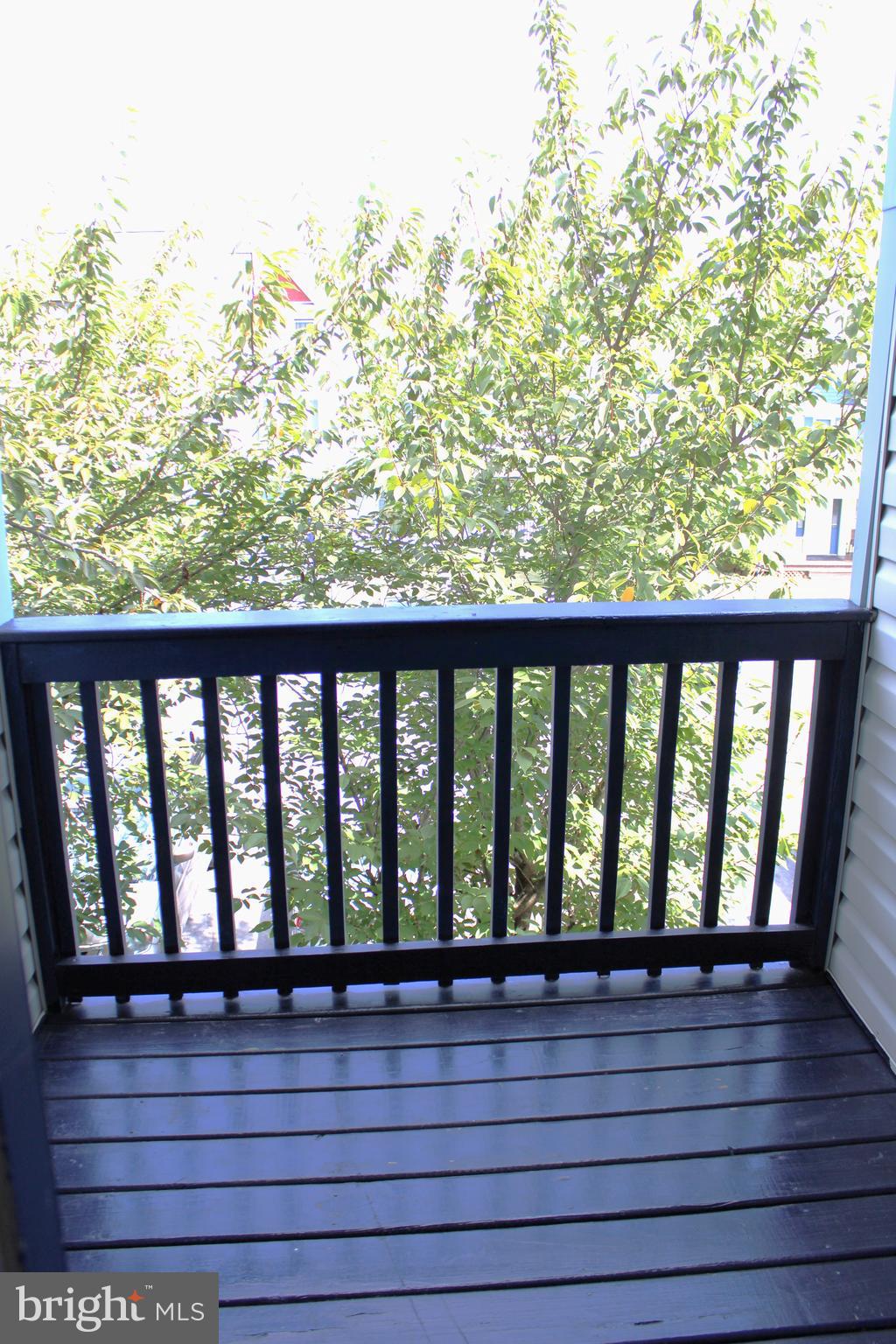 KENLY SQUARE - Residential Lease