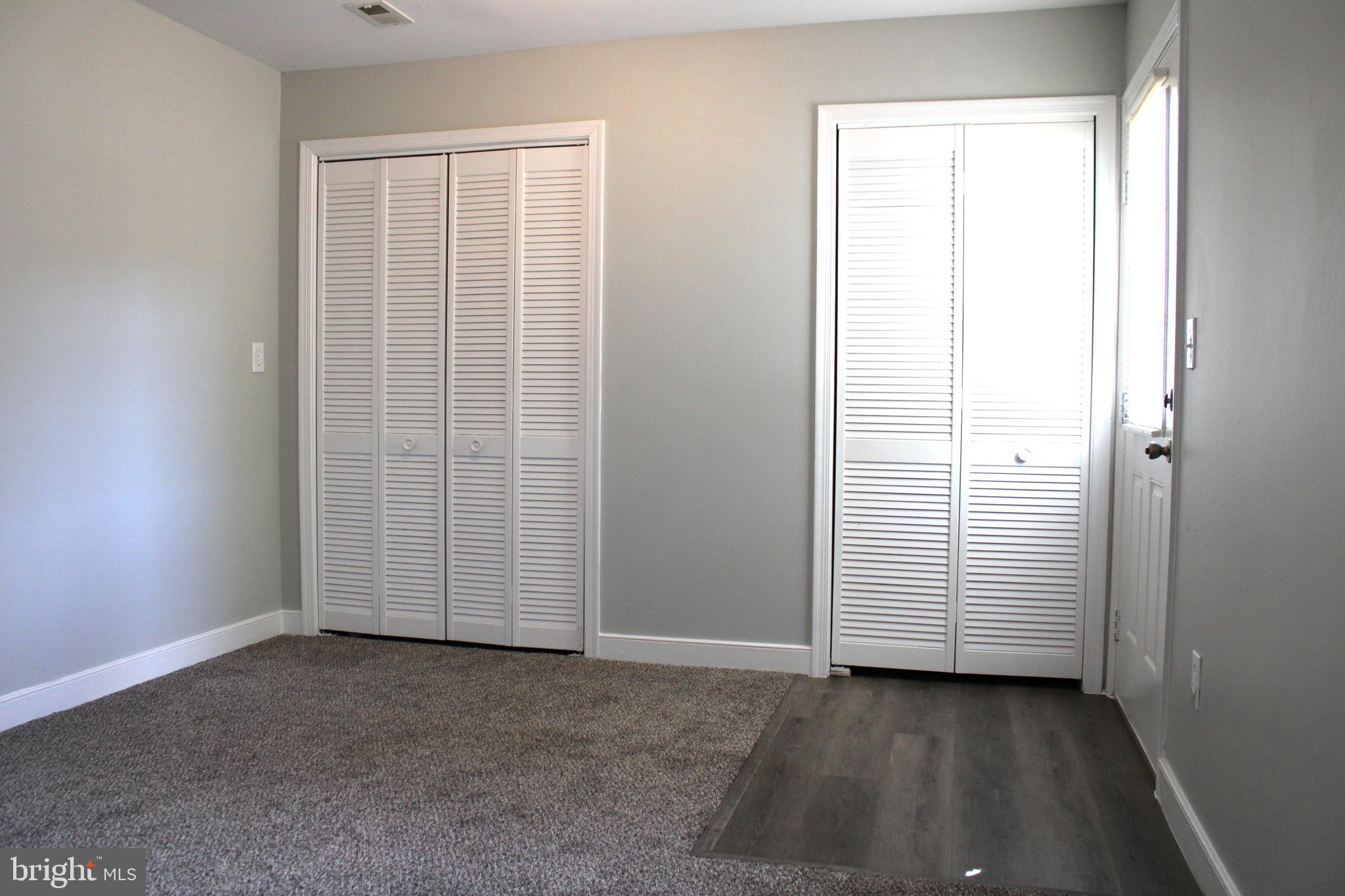 KENLY SQUARE - Residential Lease