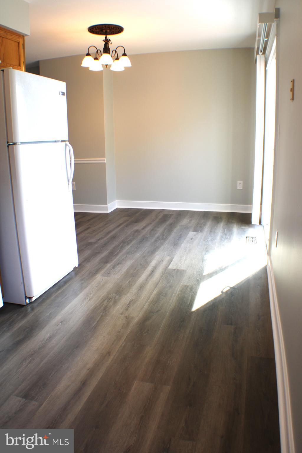 KENLY SQUARE - Residential Lease