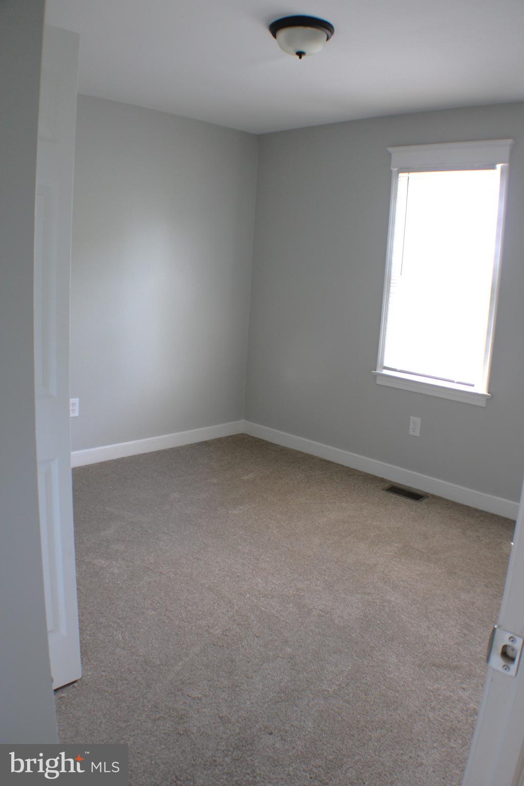 KENLY SQUARE - Residential Lease