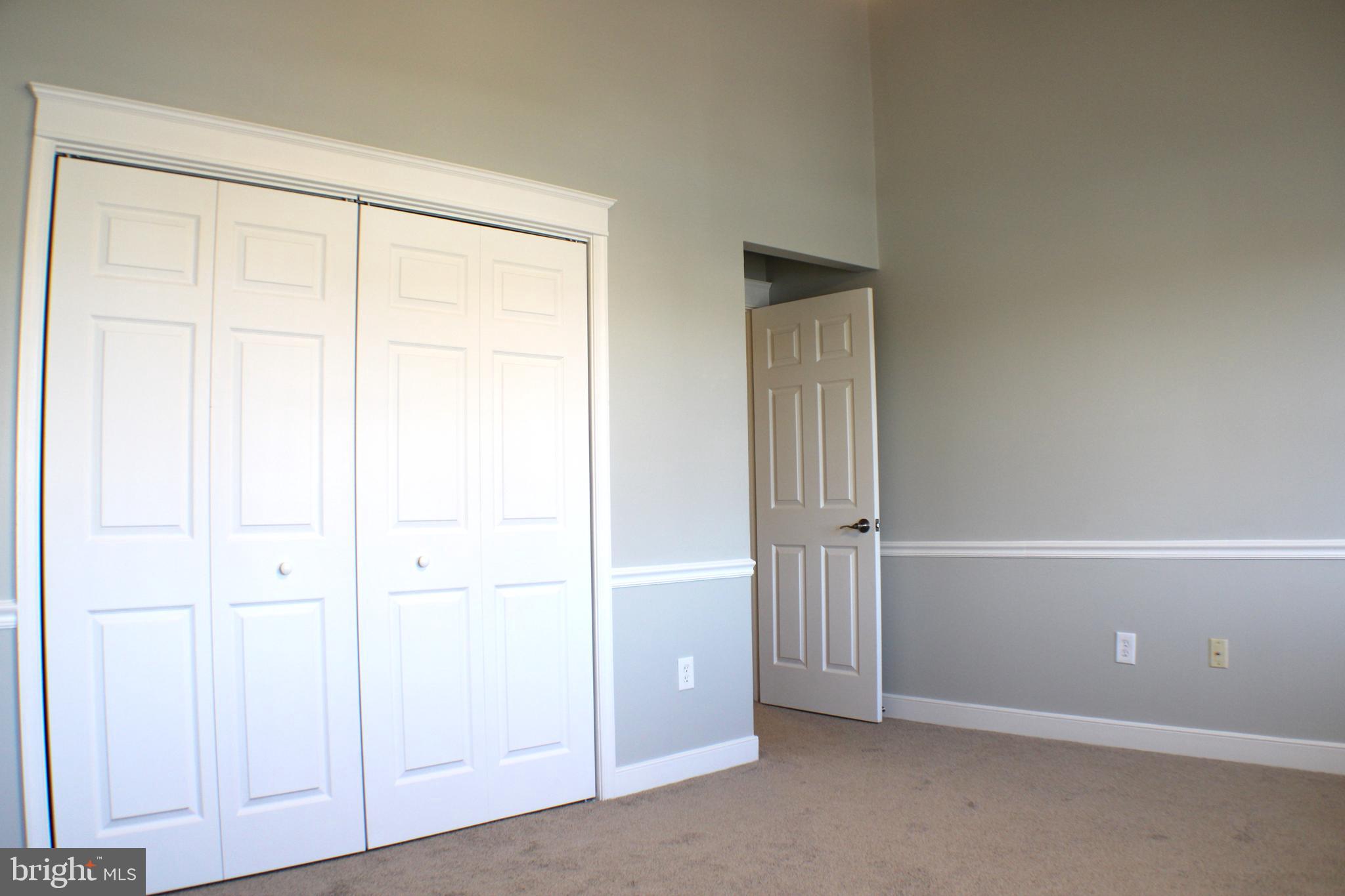 KENLY SQUARE - Residential Lease