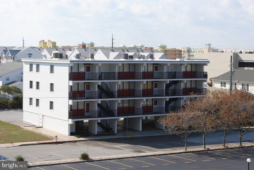 Welcome to 58 East unit 102,  3 Bedroom 2 full bathroom perfect for your family. Property offer many updates. So many new features that the current owner has completed in his condo. New HVAC  2025, new remodel bathrooms, new remodel kitchen. Perfect location, ocean side, just steps to the beach, mid town closer to so many restaurants and a lot of fun activities .Solid rental income for an investor. Small elevated building only 12 units, and some extra parking places on the back of the building. Lower condo fees that makes this condo even more attractive.