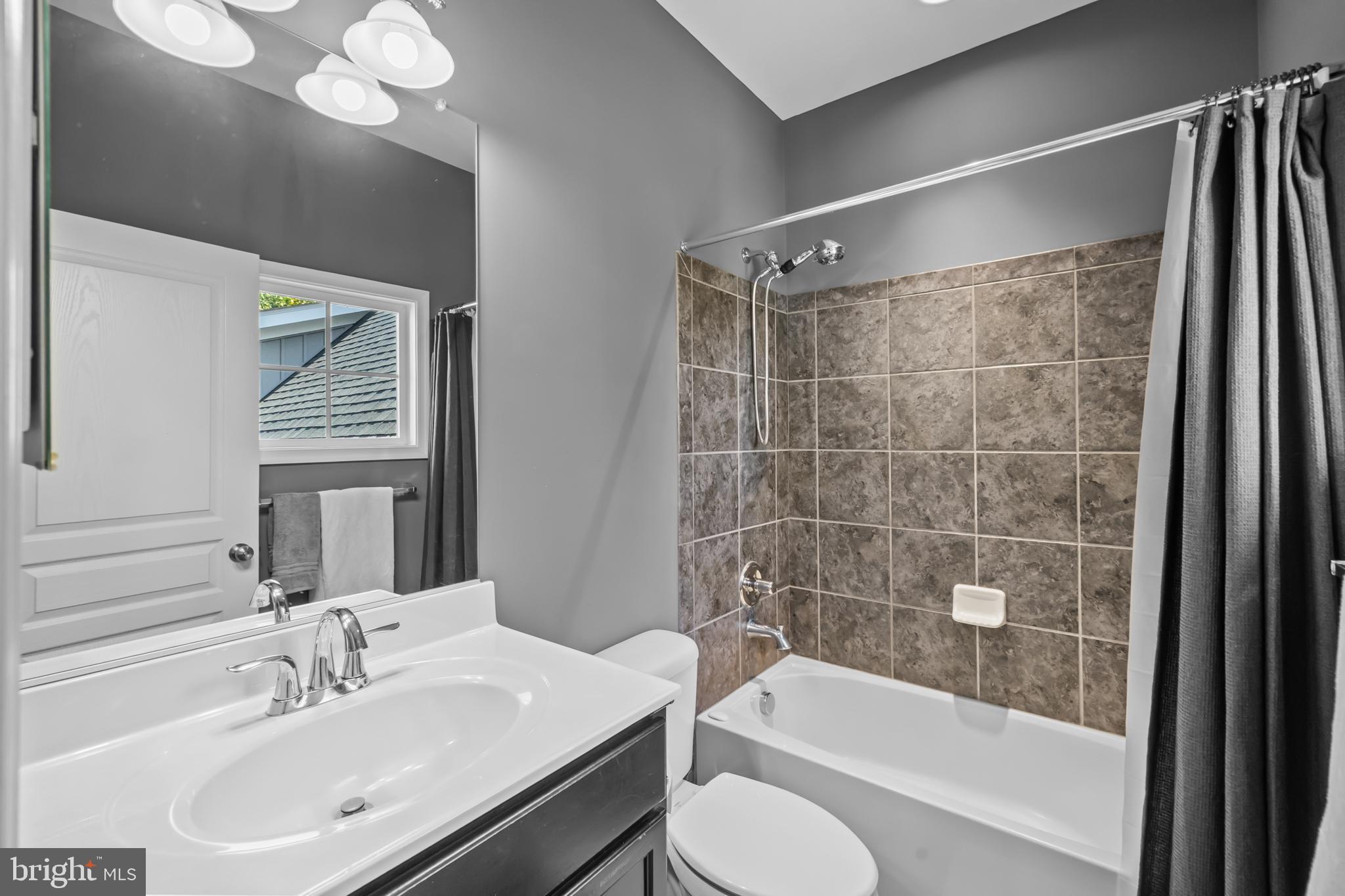 CAMP GLENKIRK SARANAC - Residential