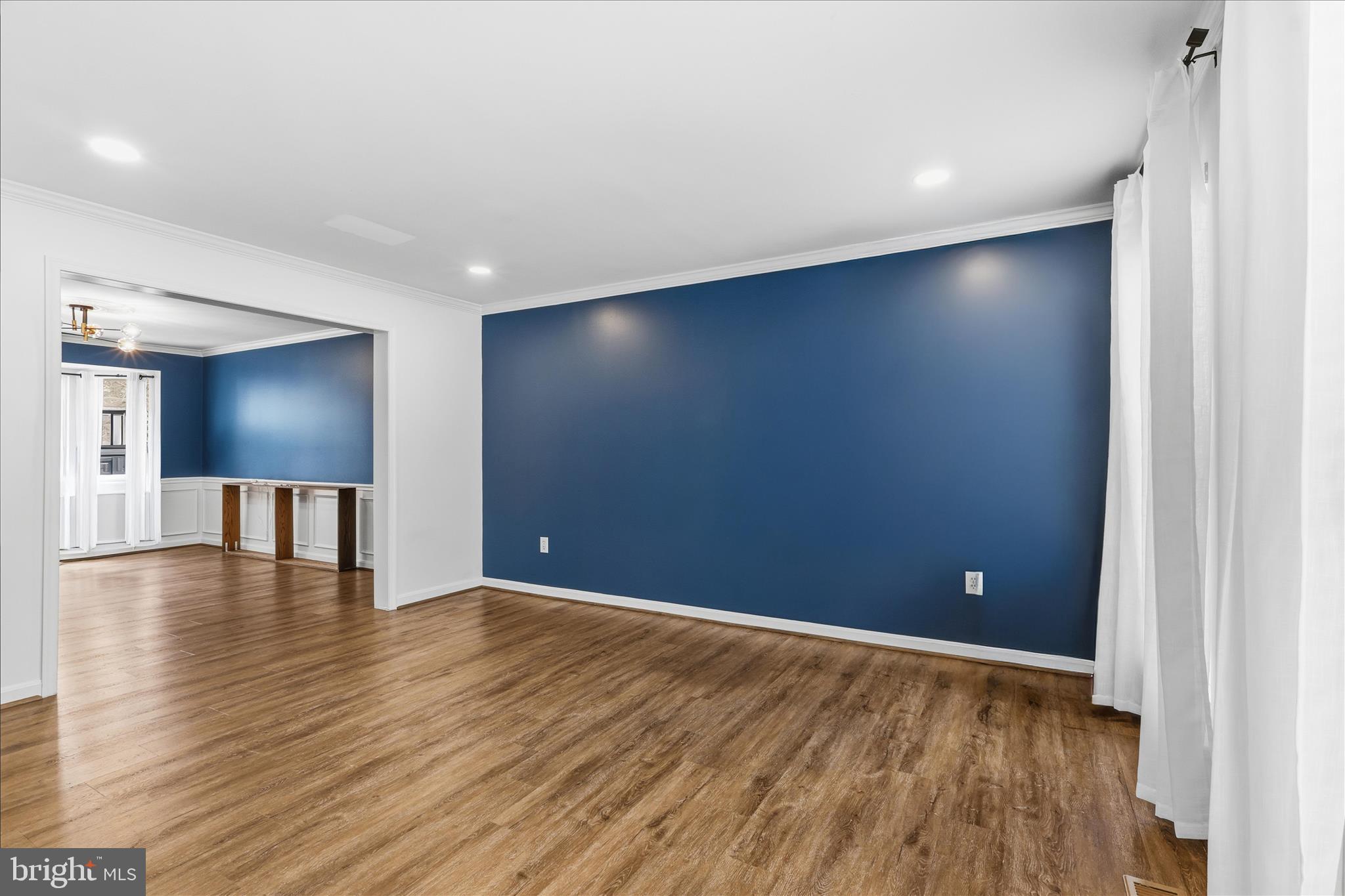 BLOOMS CROSSING - Residential Lease