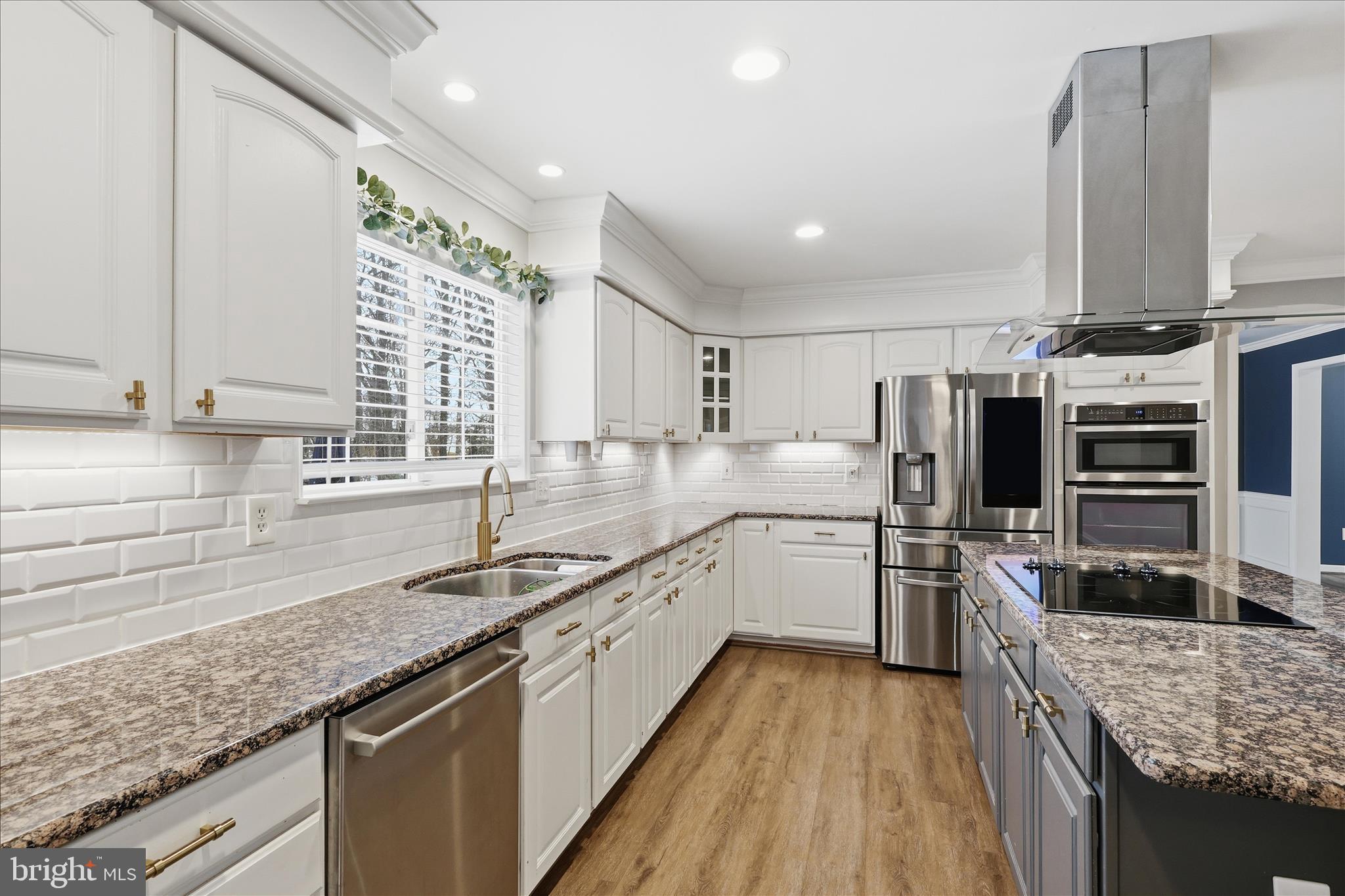 BLOOMS CROSSING - Residential Lease