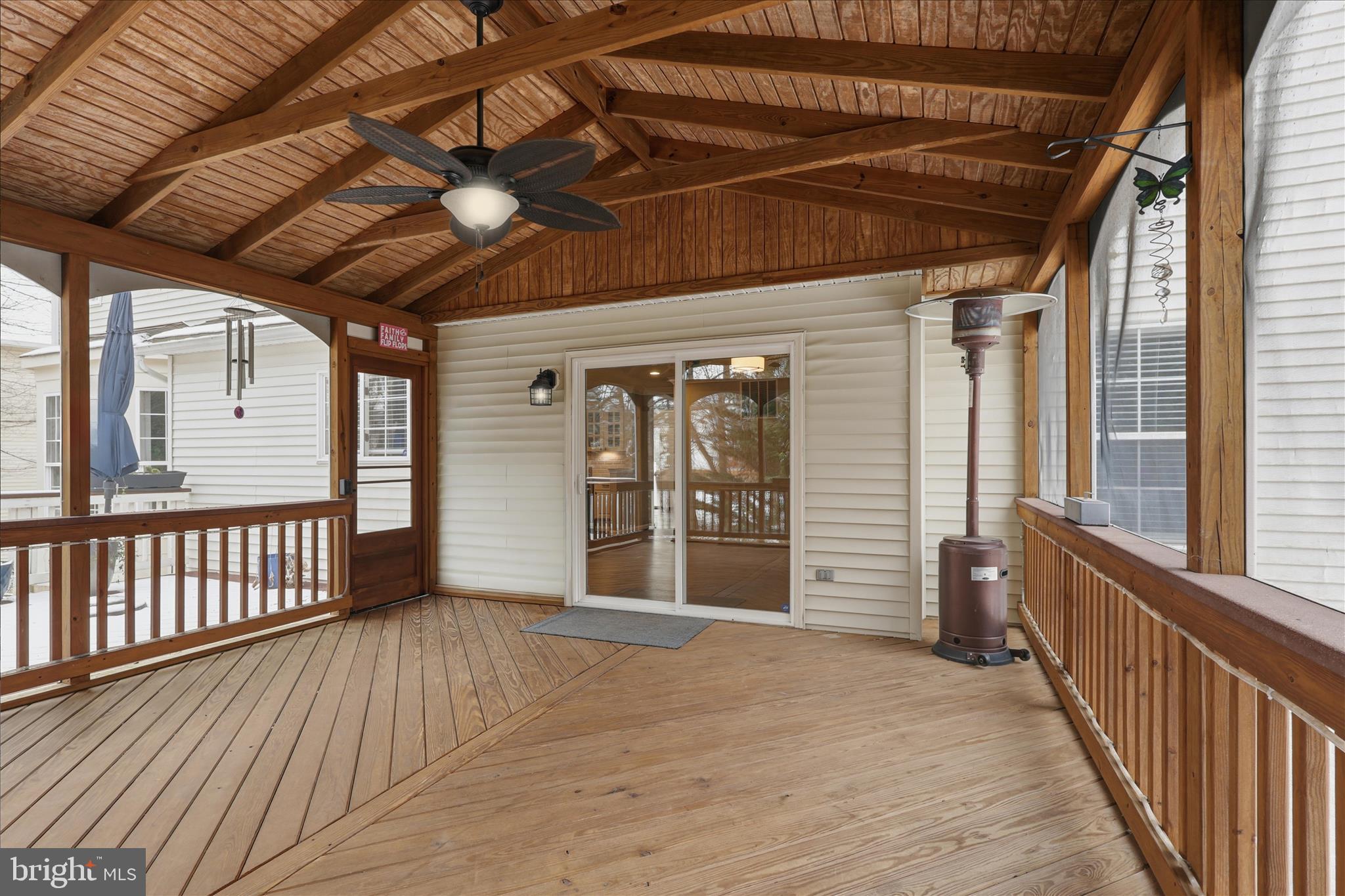 BLOOMS CROSSING - Residential Lease