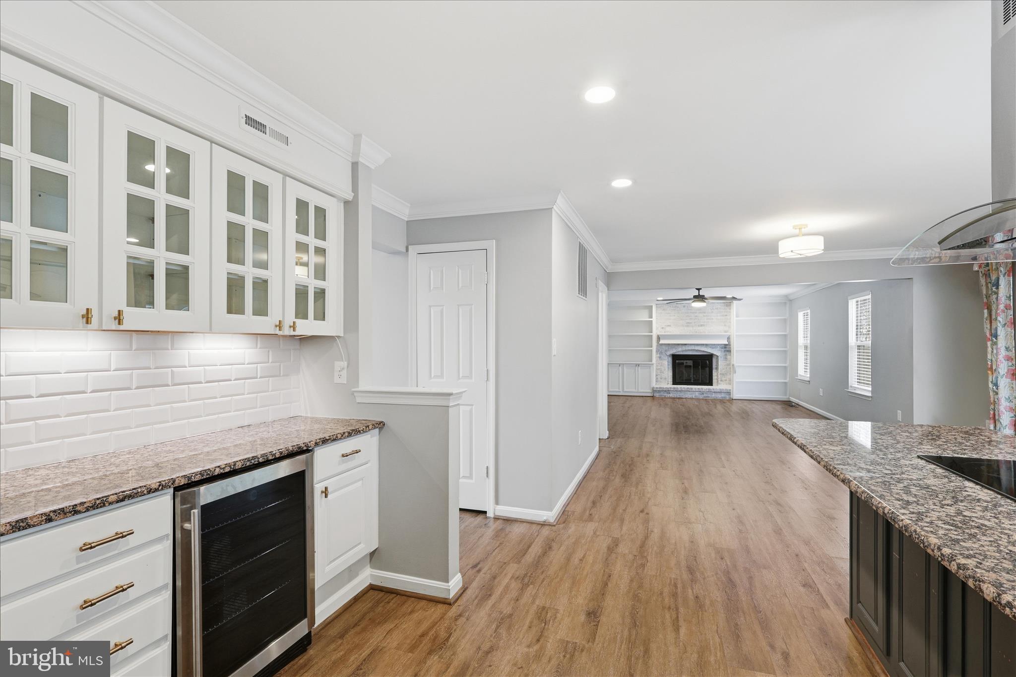 BLOOMS CROSSING - Residential Lease