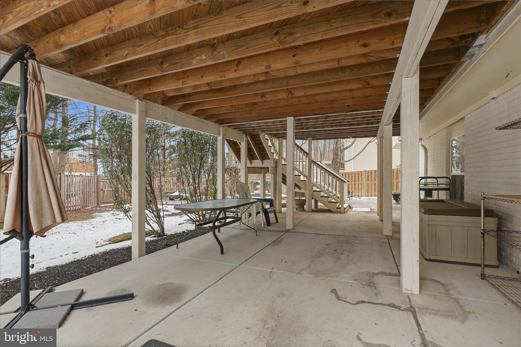 BLOOMS CROSSING - Residential Lease