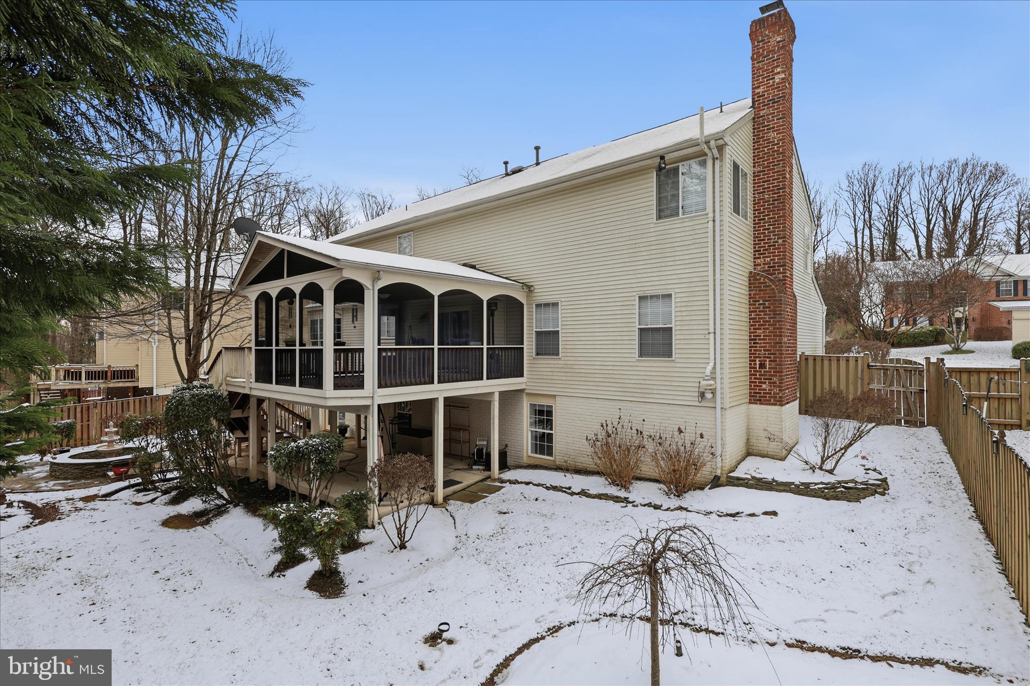 BLOOMS CROSSING - Residential Lease