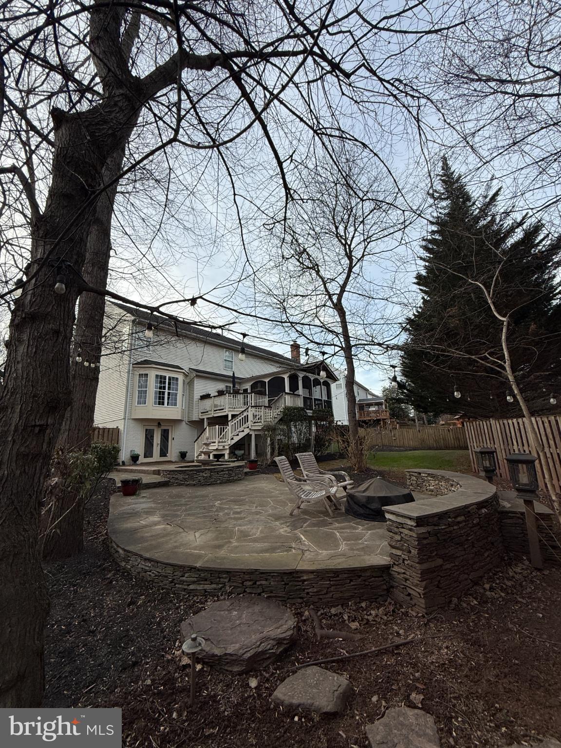 BLOOMS CROSSING - Residential Lease