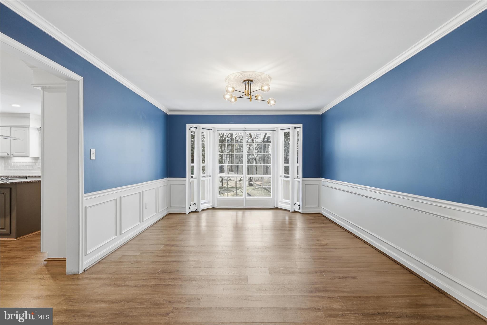 BLOOMS CROSSING - Residential Lease