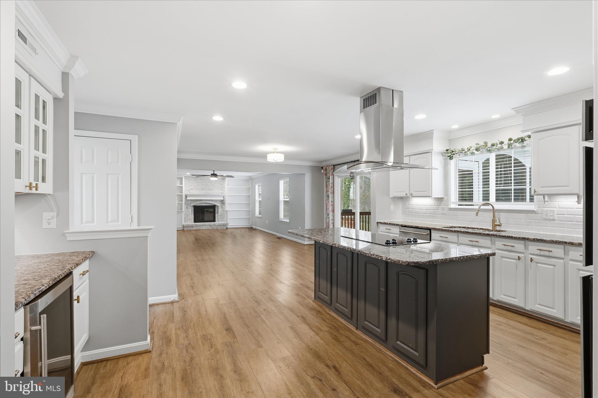 BLOOMS CROSSING - Residential Lease