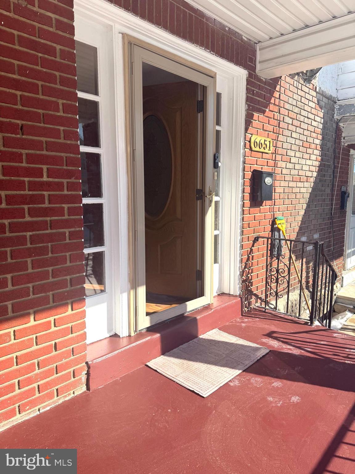 WEST OAK LANE - Residential