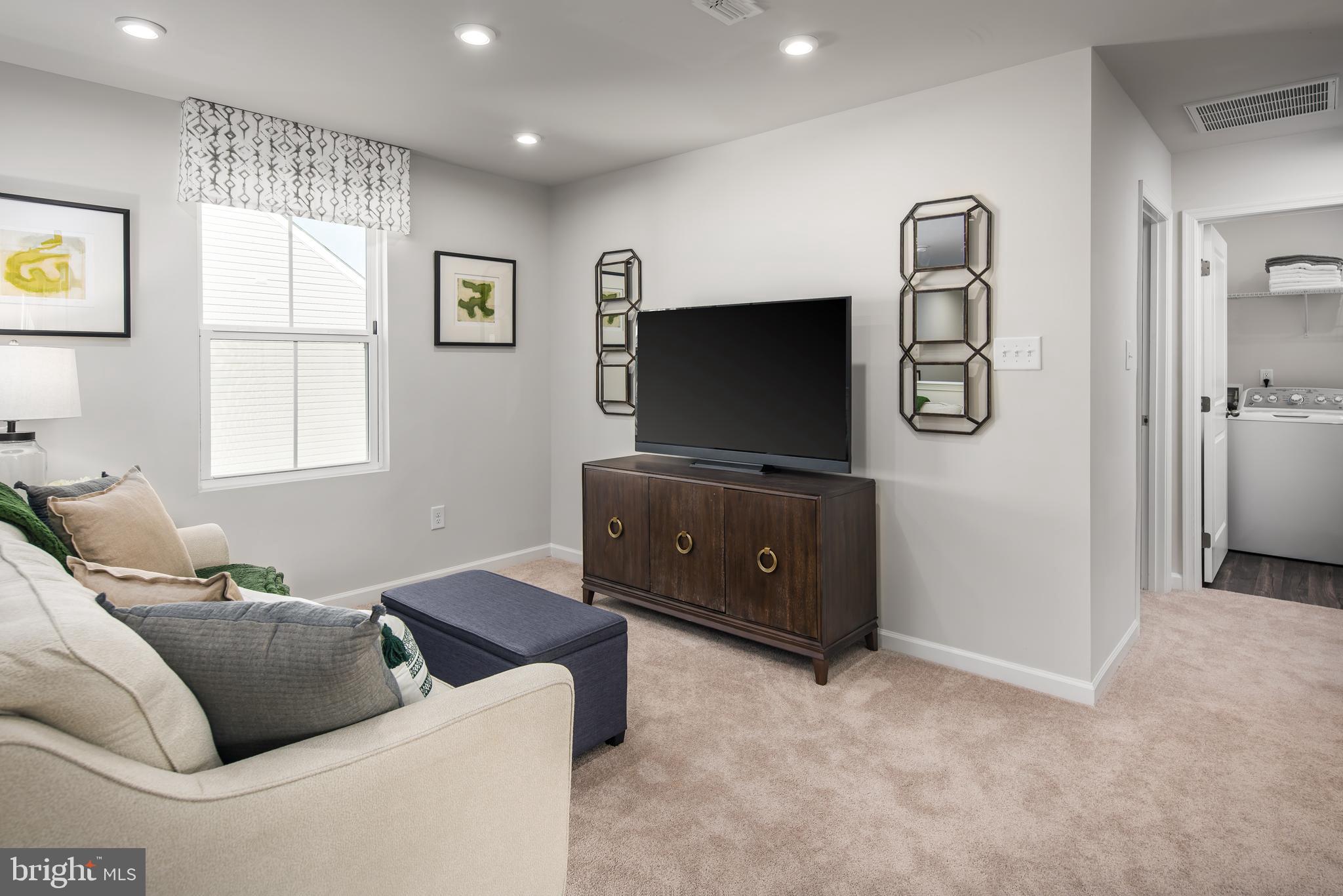 GREEN RIDGE MANOR - Residential