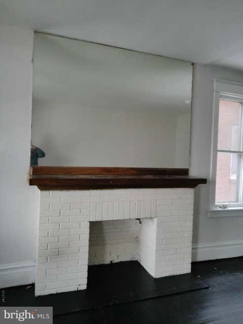 Townhouse For Rent - 2728 N 6th Street<br/> HARRISBURG, PA 17110