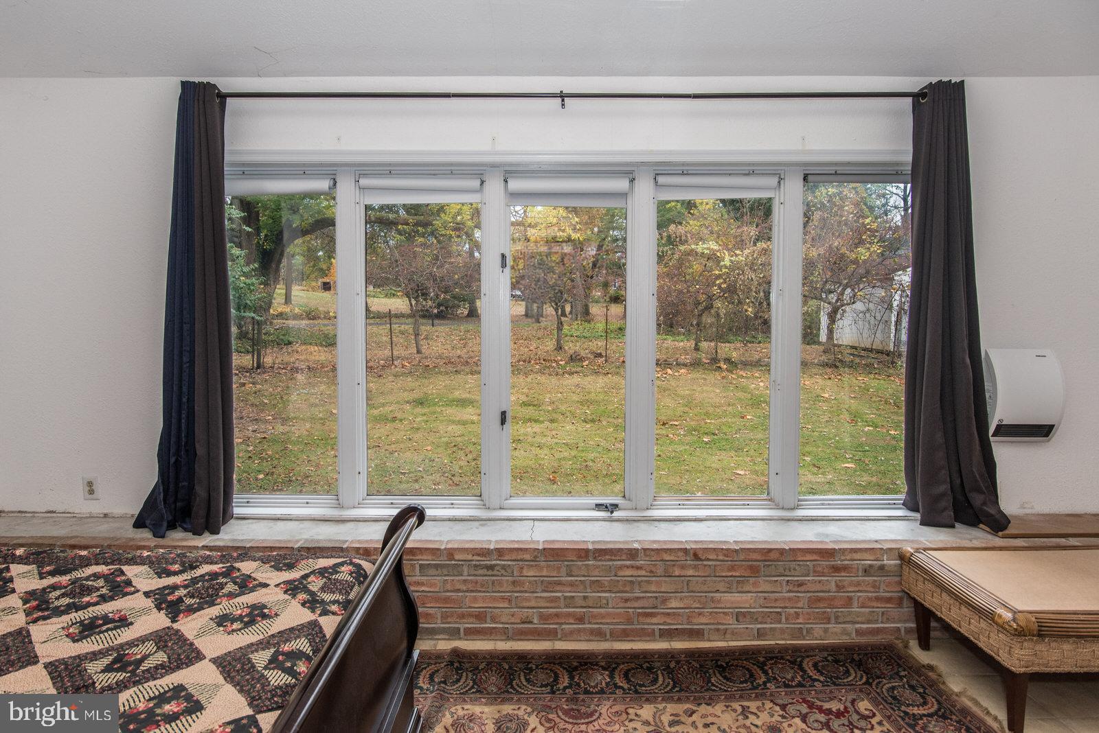 HUNTINGDON VALLEY - Residential