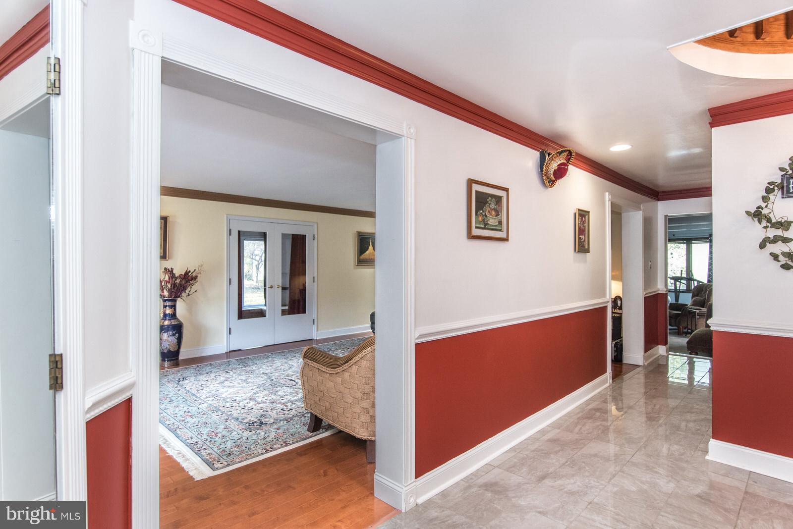 HUNTINGDON VALLEY - Residential