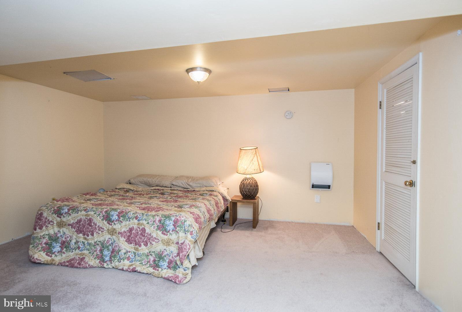 HUNTINGDON VALLEY - Residential