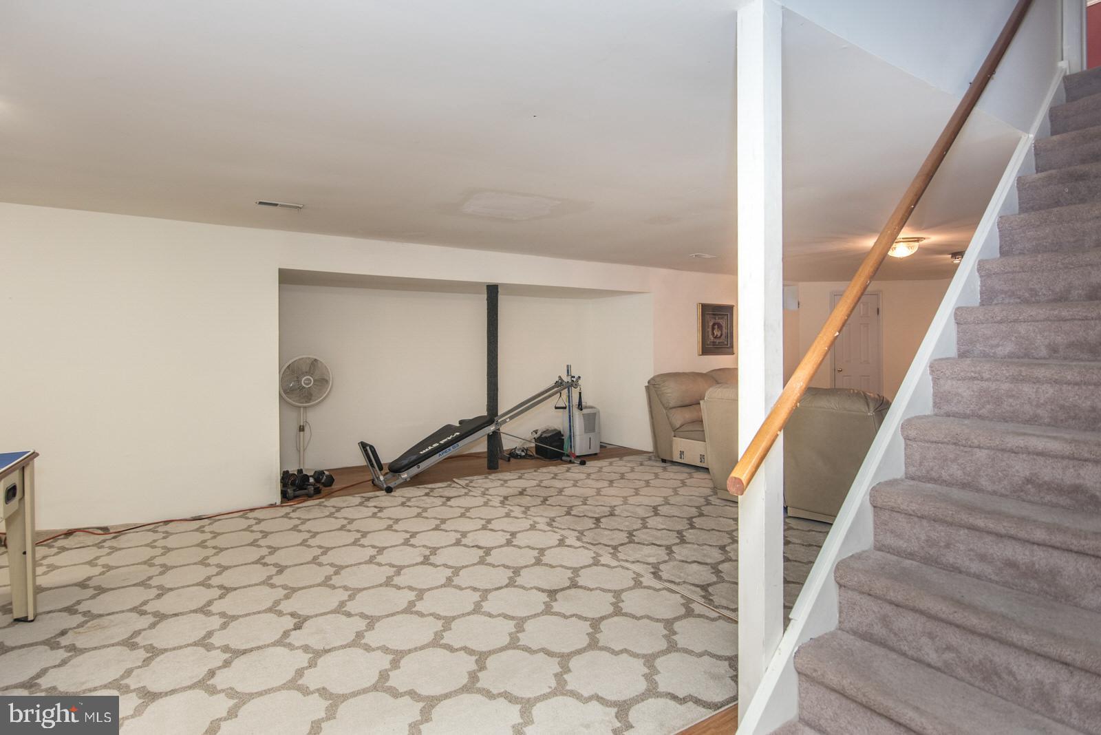 HUNTINGDON VALLEY - Residential