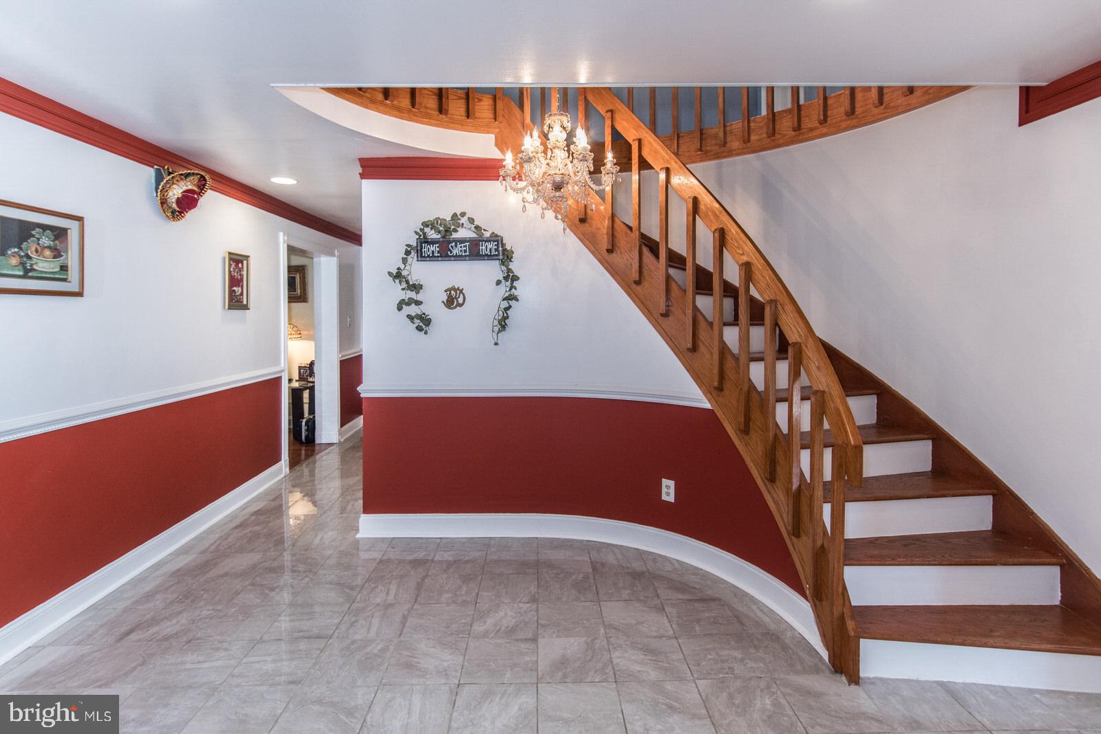 HUNTINGDON VALLEY - Residential