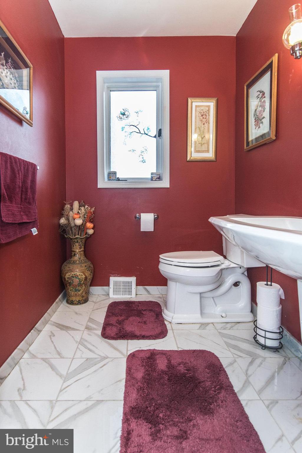 HUNTINGDON VALLEY - Residential