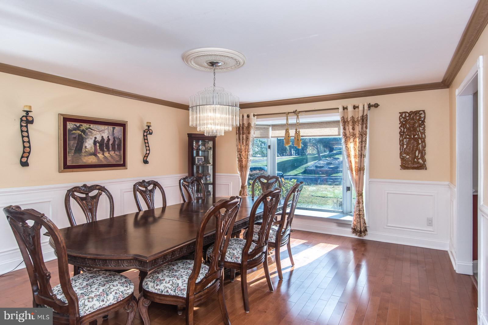 HUNTINGDON VALLEY - Residential