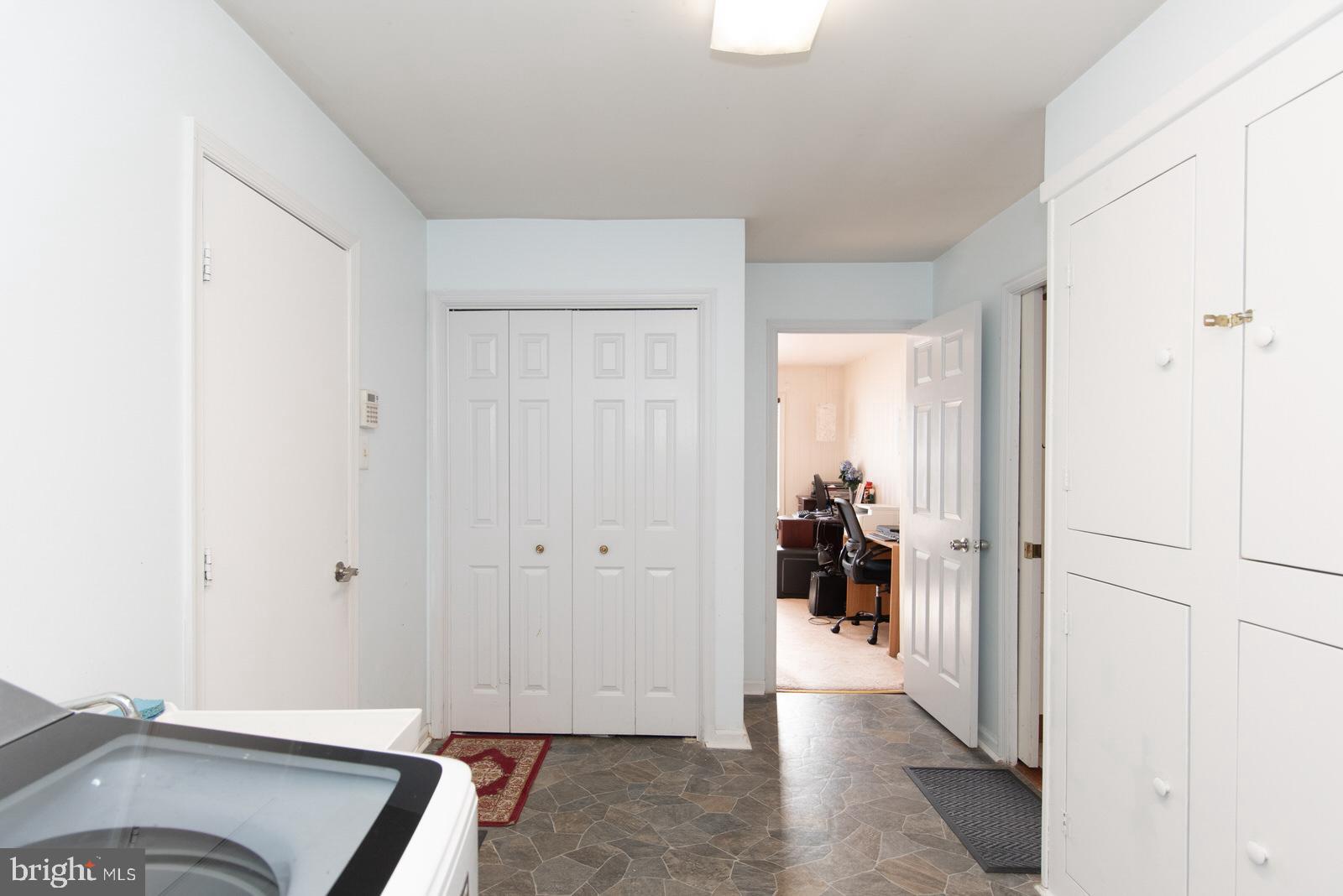 HUNTINGDON VALLEY - Residential