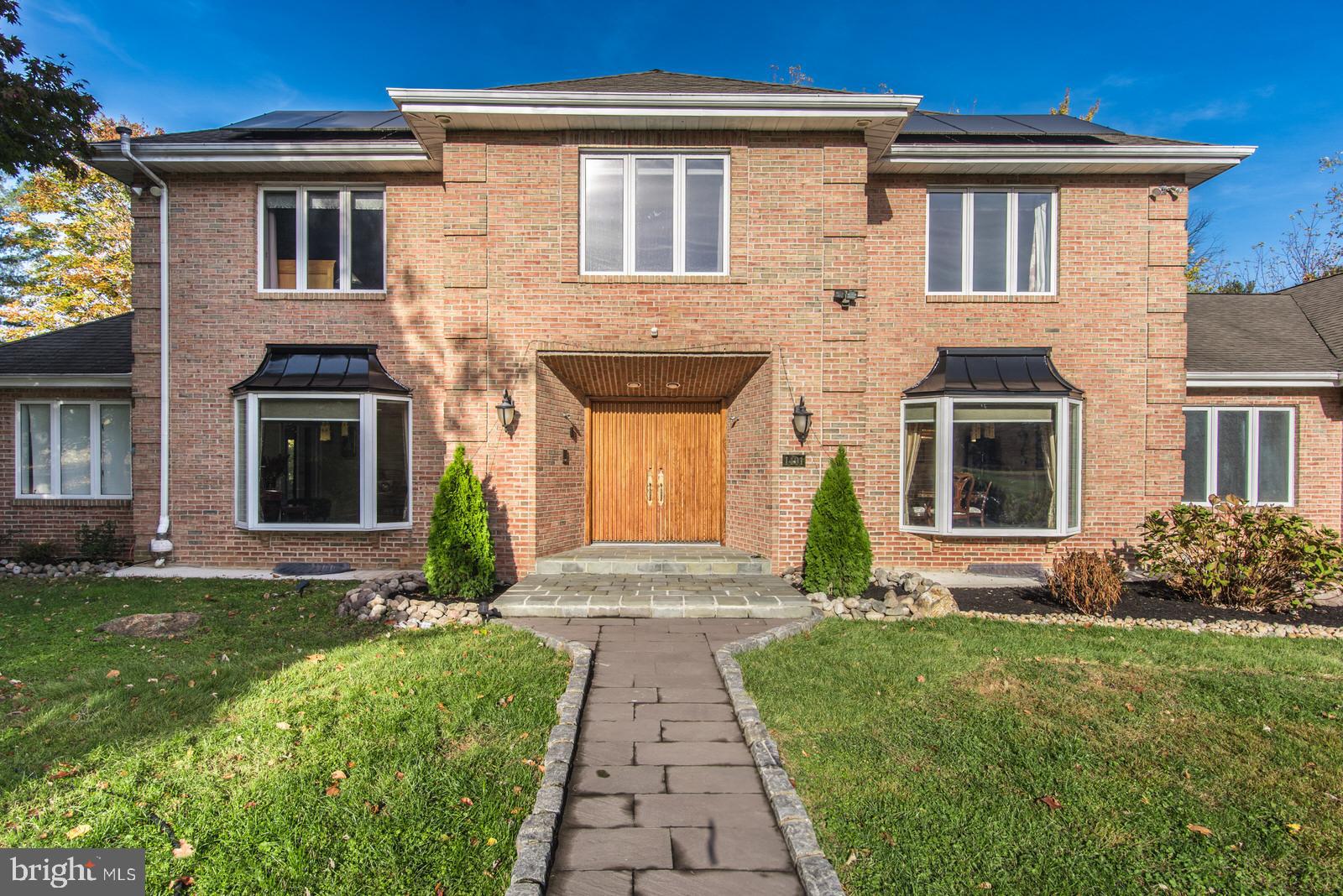 HUNTINGDON VALLEY - Residential