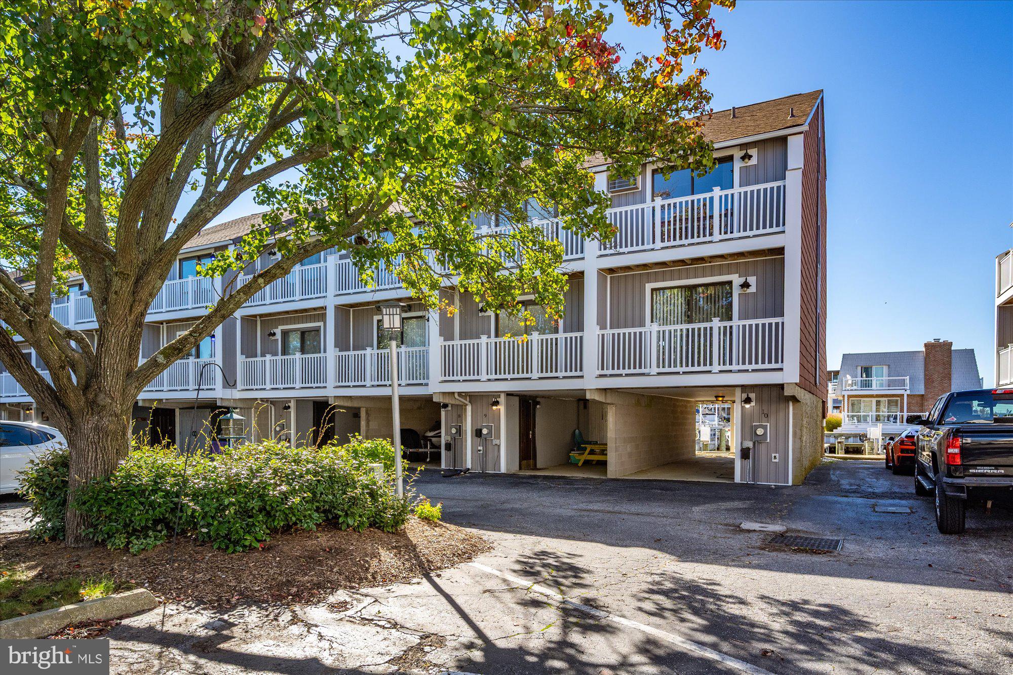 11618 SEAWARD ROAD 10