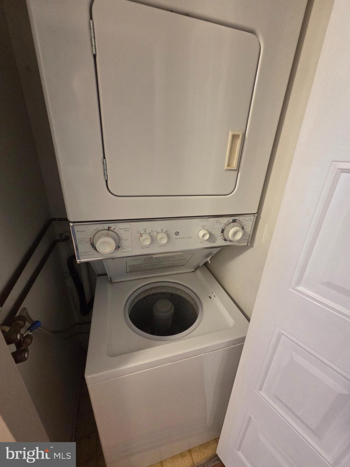 DORAL II - Residential Lease