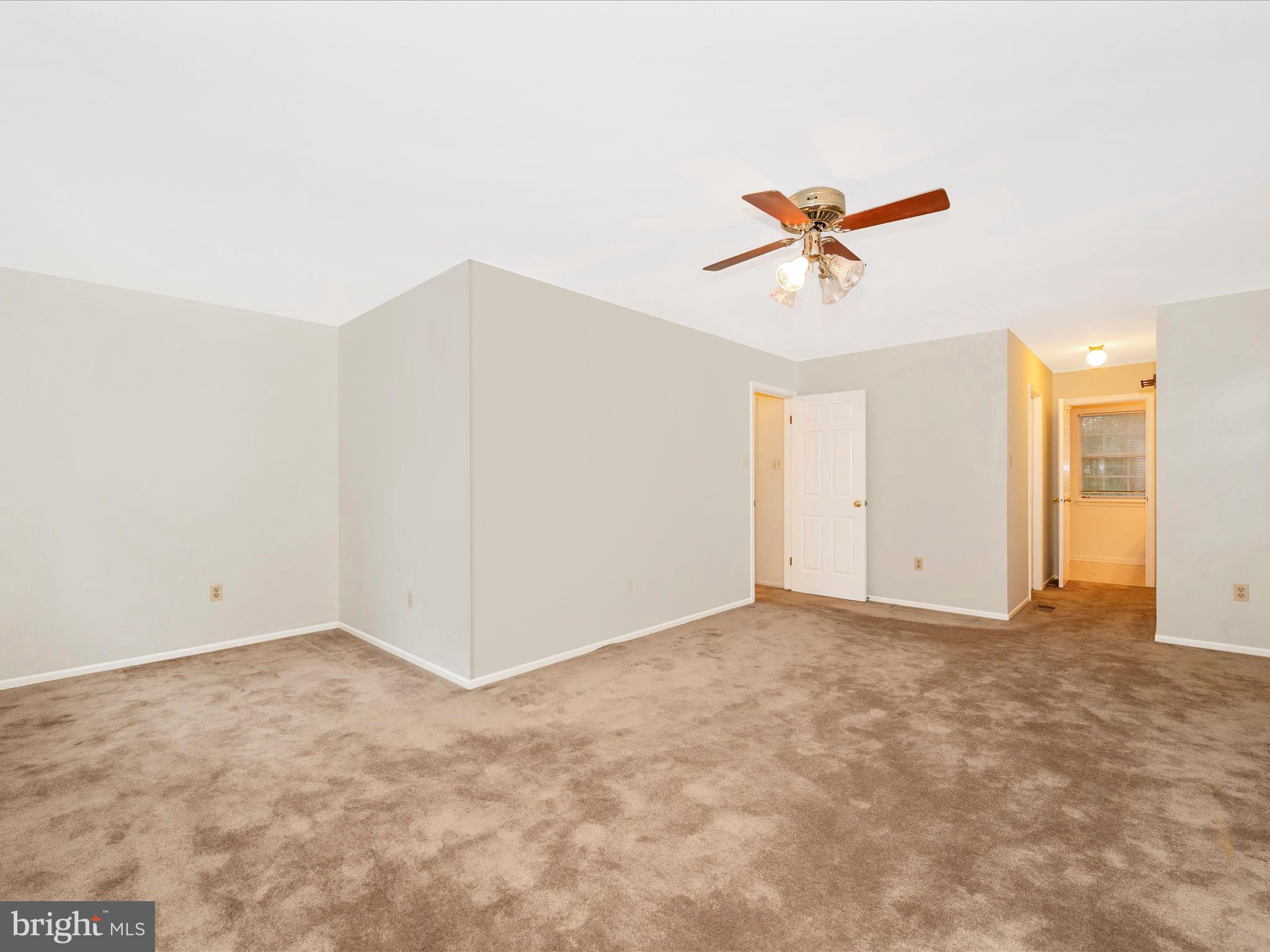 VILLAGE OF HICKORY RIDGE - Residential