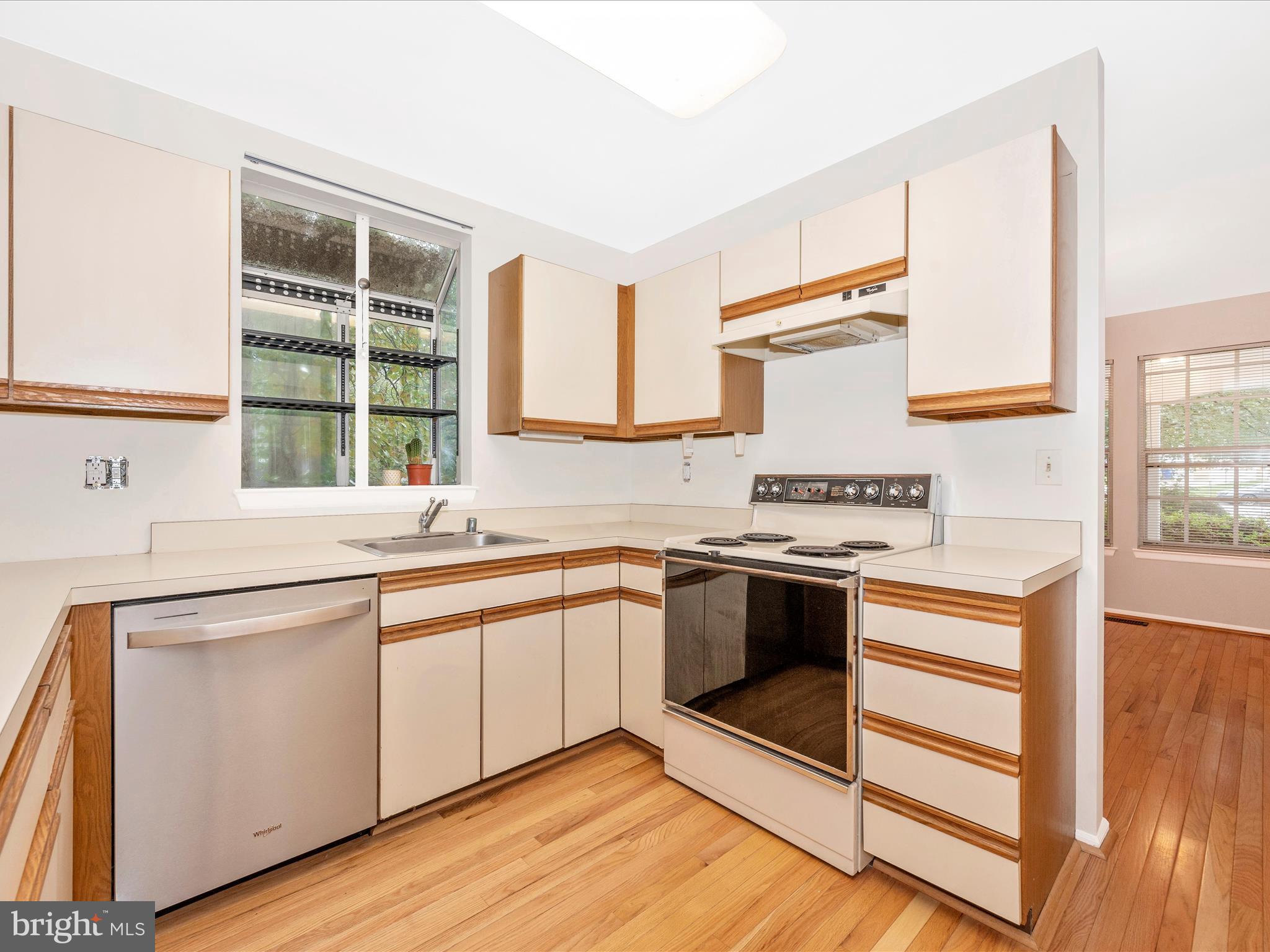 VILLAGE OF HICKORY RIDGE - Residential