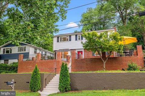 Photo of 11209 Valley View Avenue, Kensington, MD 20895 (MLS # MDMC2135528) Photo of 11209 Valley View Avenue, Kensington, MD 20895 (MLS # MDMC2135528)