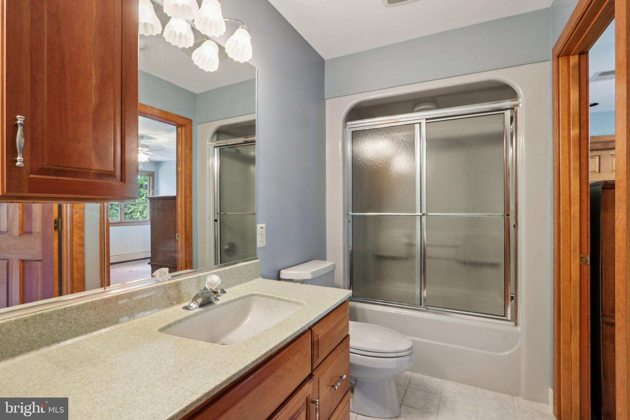 HUNTINGDON VALLEY - Residential