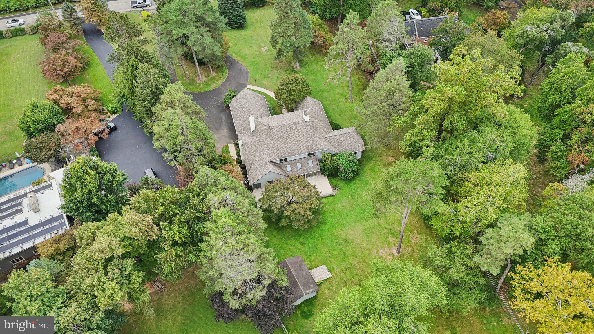 HUNTINGDON VALLEY - Residential