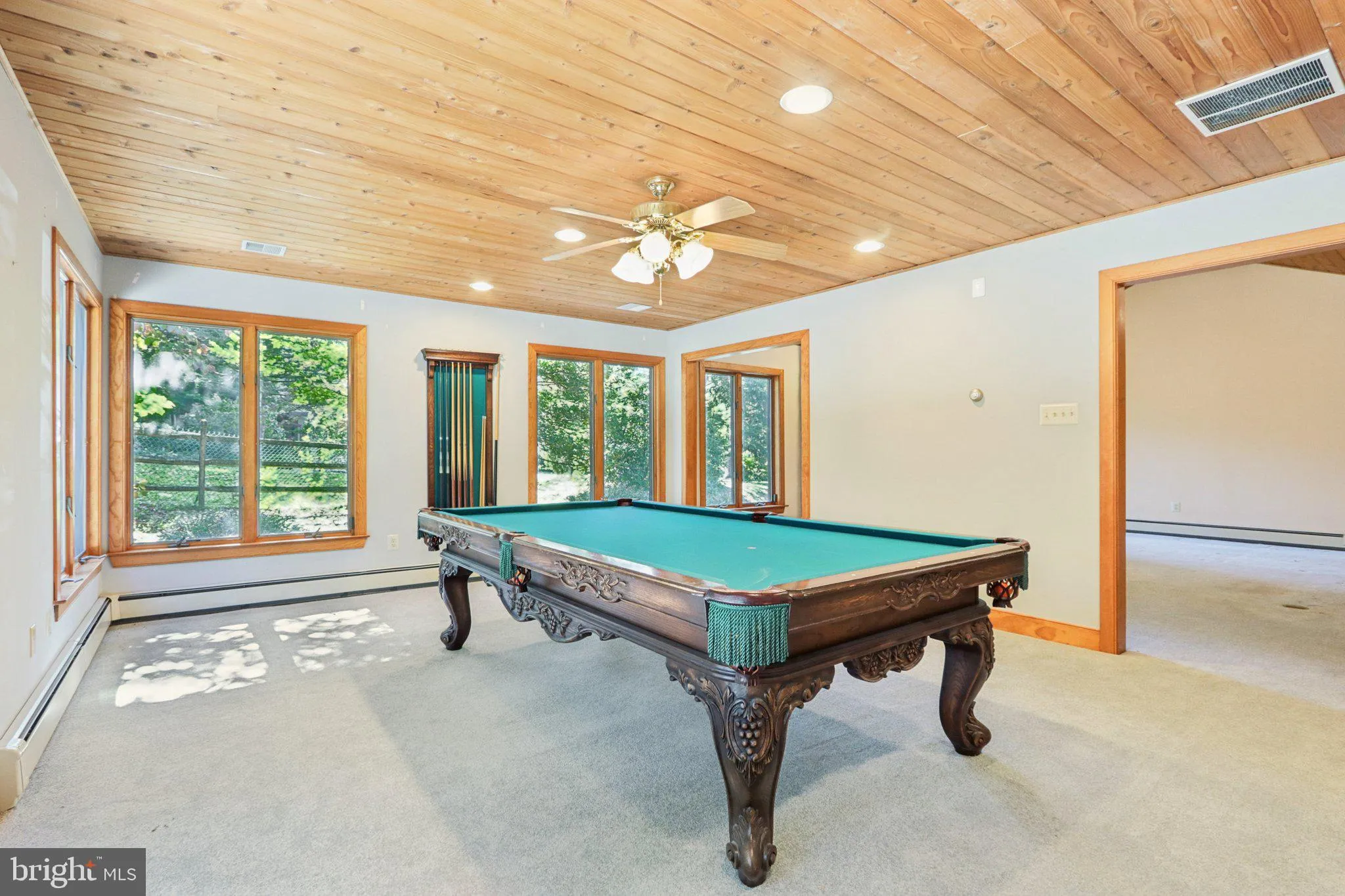 Huntingdon Valley, Pennsylvania 19006, United States, 4 Bedrooms Bedrooms, ,4 BathroomsBathrooms,Residential,Active,211818