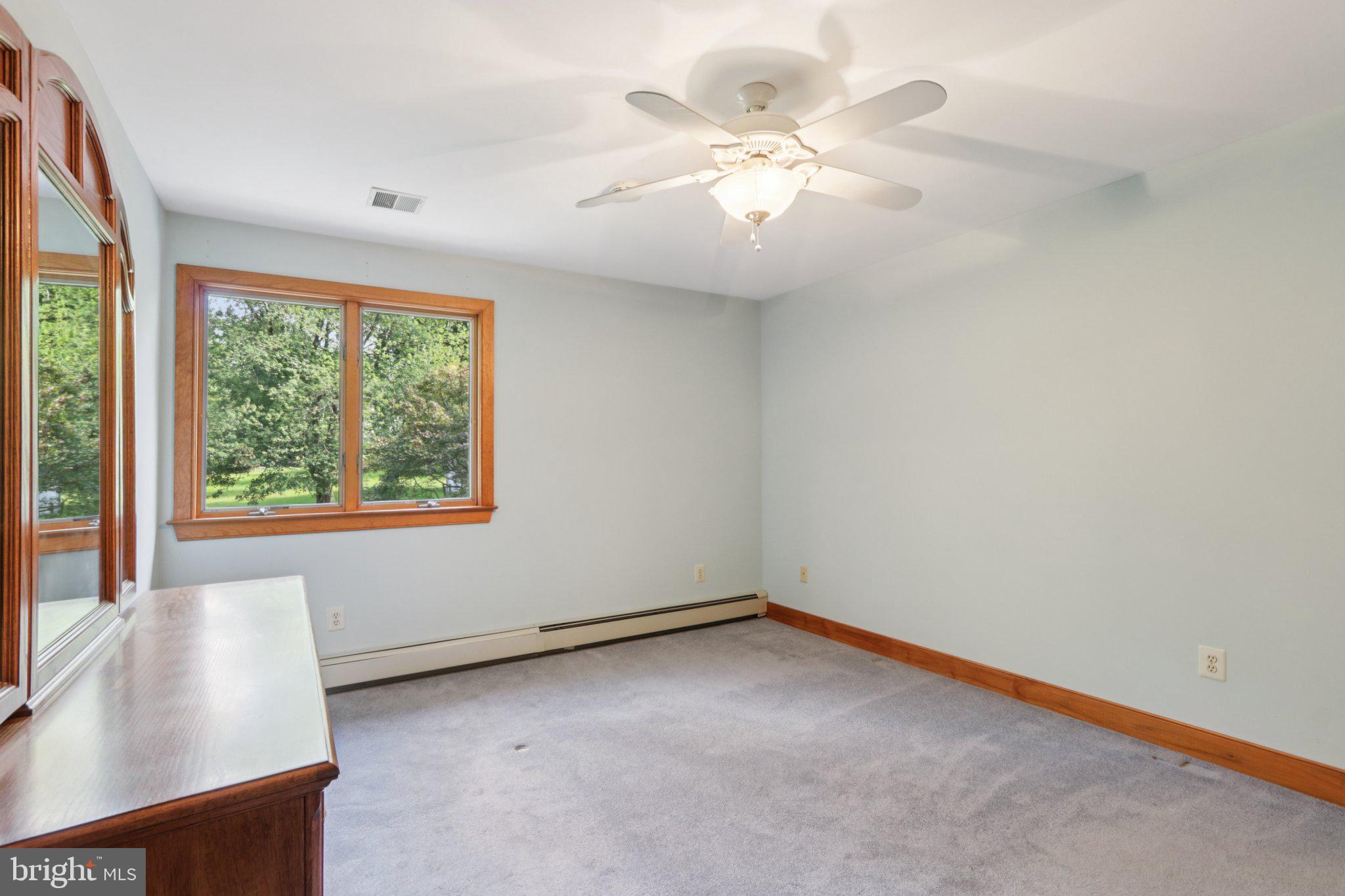 HUNTINGDON VALLEY - Residential