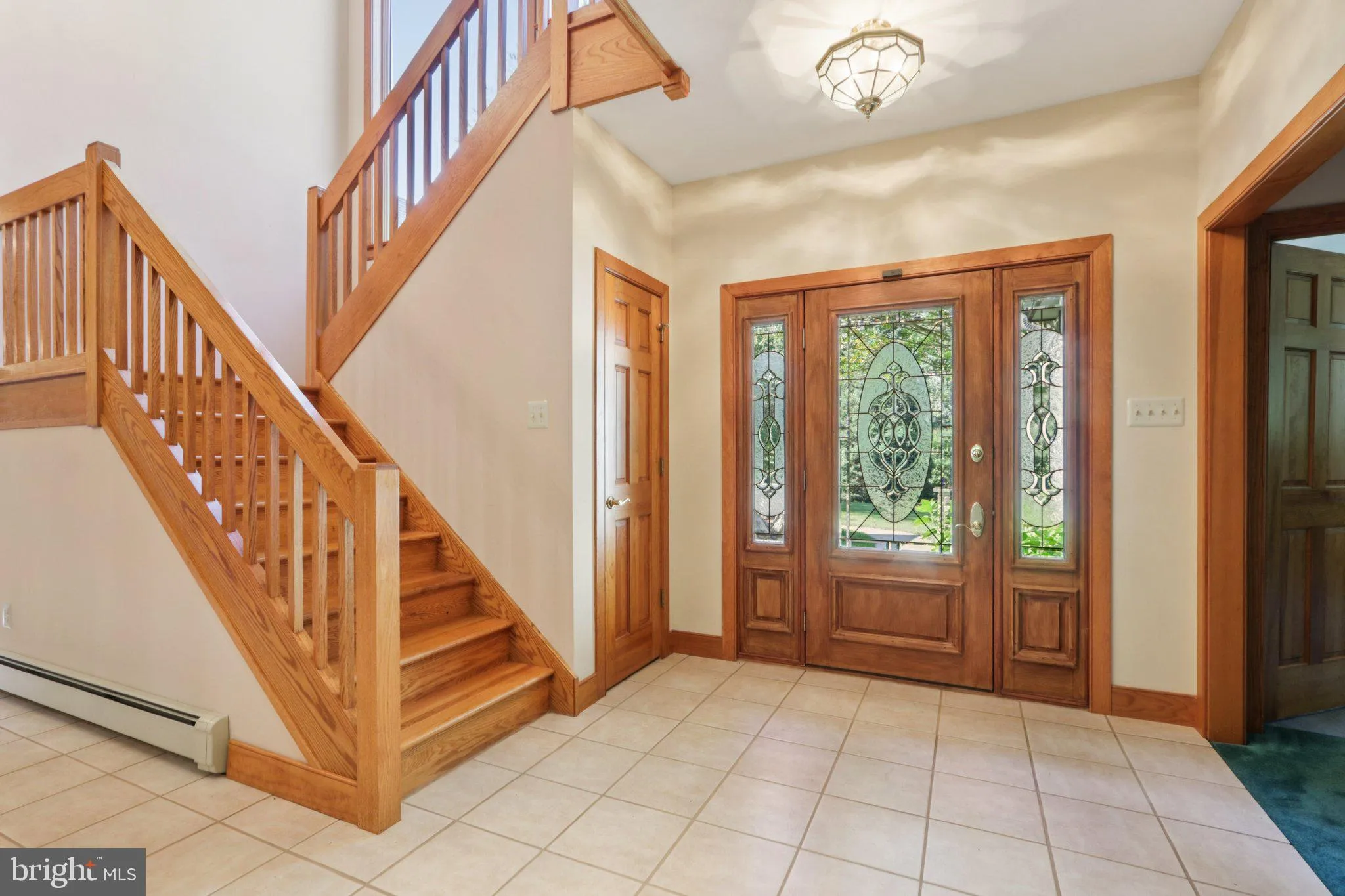 Huntingdon Valley, Pennsylvania 19006, United States, 4 Bedrooms Bedrooms, ,4 BathroomsBathrooms,Residential,Active,211818