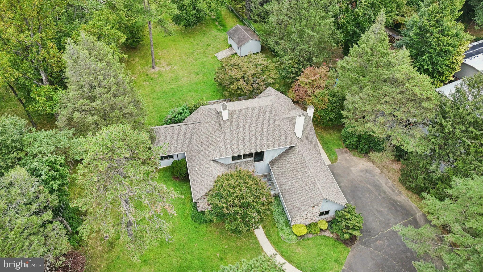 Huntingdon Valley, Pennsylvania 19006, United States, 4 Bedrooms Bedrooms, ,4 BathroomsBathrooms,Residential,Active,211818