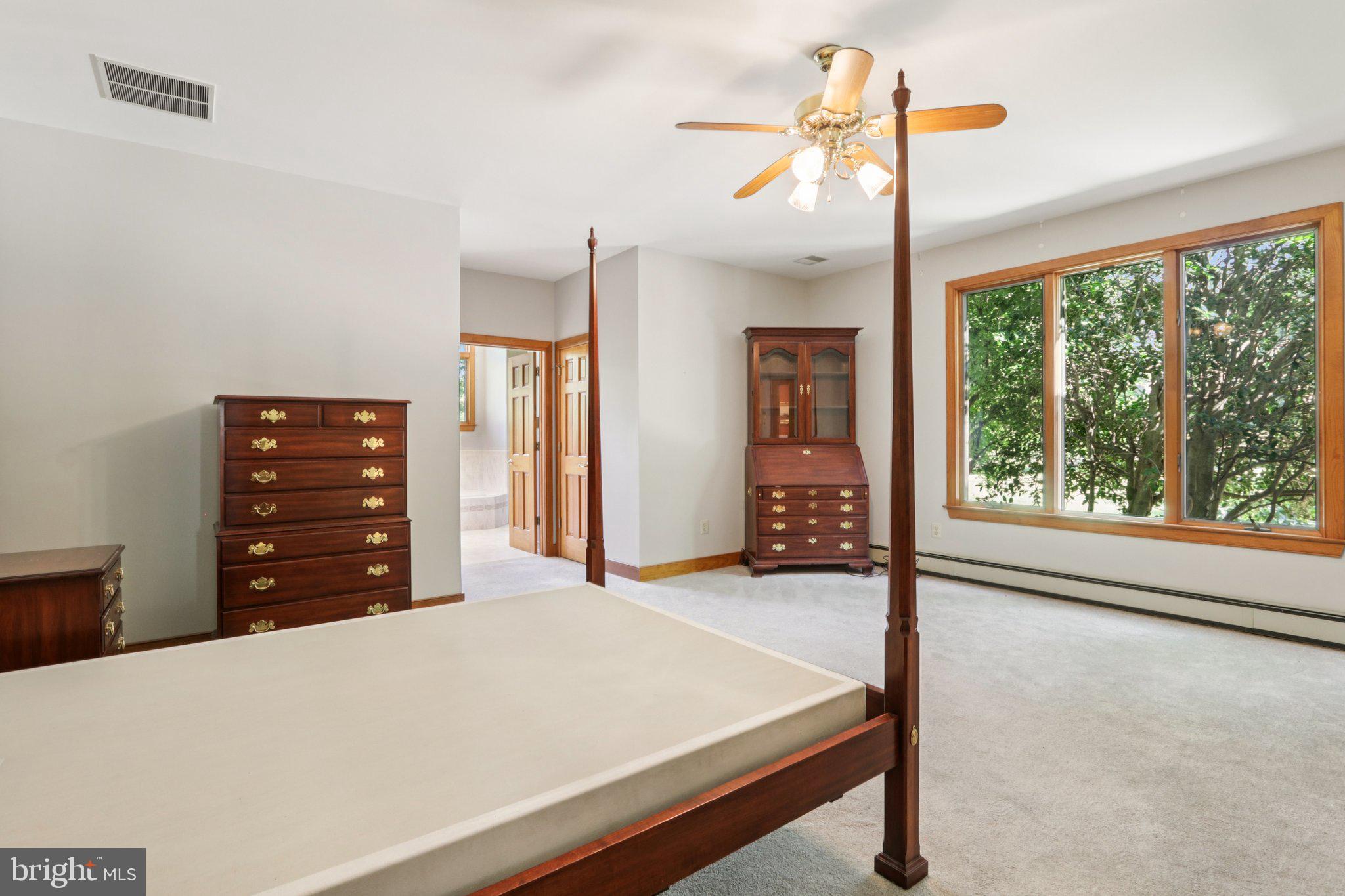 HUNTINGDON VALLEY - Residential