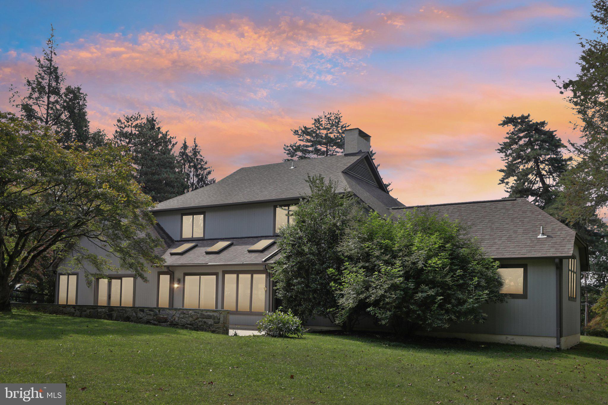 HUNTINGDON VALLEY - Residential