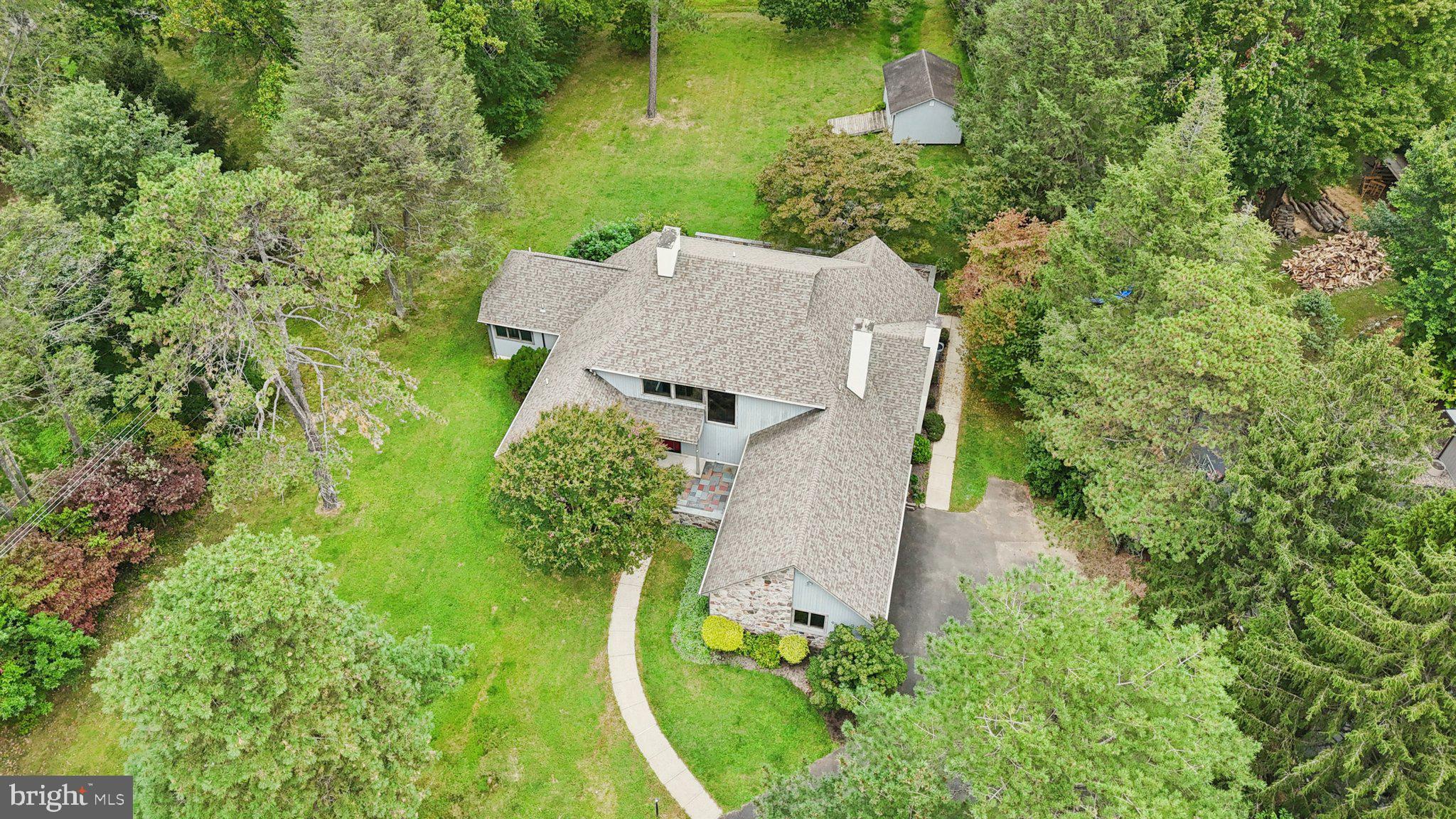 HUNTINGDON VALLEY - Residential